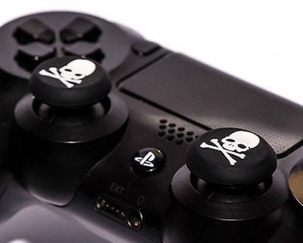 for PS4 Xbox One - 2x Skull Cross Bones Silicone Thumb Stick Grip Covers | FPC