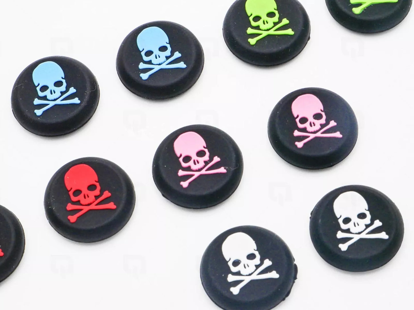 for Xbox Series S|X & PS5 - 2x Skull & Bones Silicone Thumb Stick Grip Covers